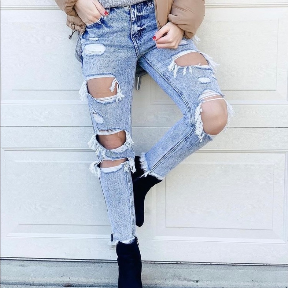 KanCan distressed boyfriend jeans